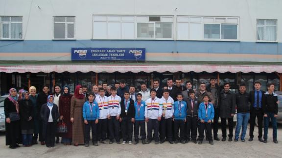 Münire - Mustafa Aydoğdu Yatılı Bölge Orta Okulu Pehlivanları