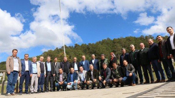 Sivas İl Milli Eğitim Müdürlüğü Koordinesinde  Düzenlenen İlçe Milli Eğitim Müdürleri Toplantılarının 2017 MAYIS Ayı Birleşimi Koyulhisarda gerçekleştirildi.