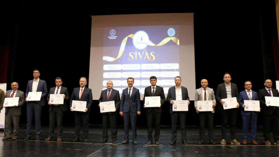 Sivas'ta eTwinning projeleri için ödül ve belge takdim töreni düzenlendi.